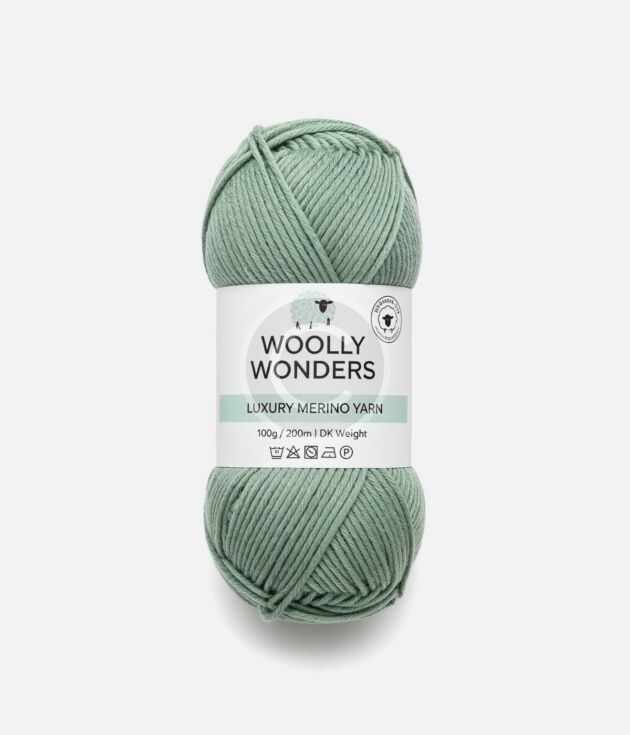 Luxury merino wool yarn - sage green